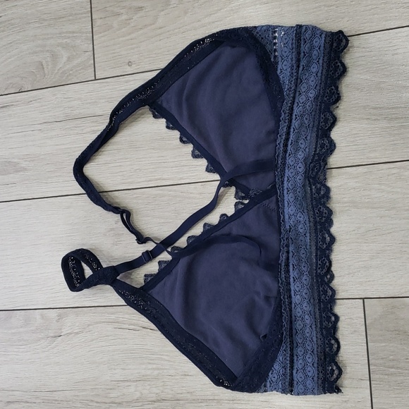 3/$25 Aerie lace bralette - Picture 3 of 5